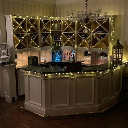 Preston House شقة