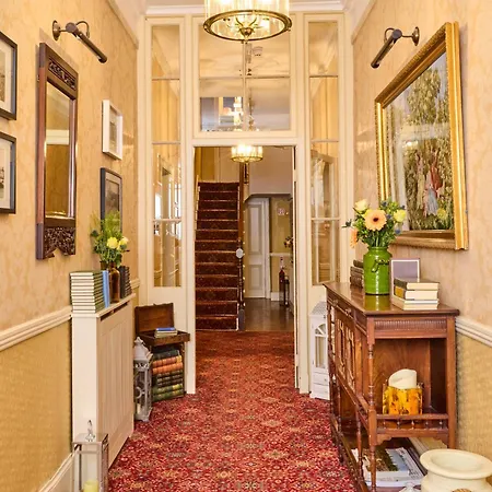 Preston House *