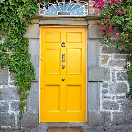 Preston House *